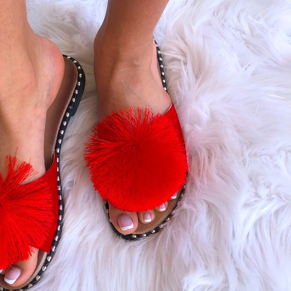 Verano Rio Red Pom Pom Mule Slide Studded Sandal - Picture 10 of 14
